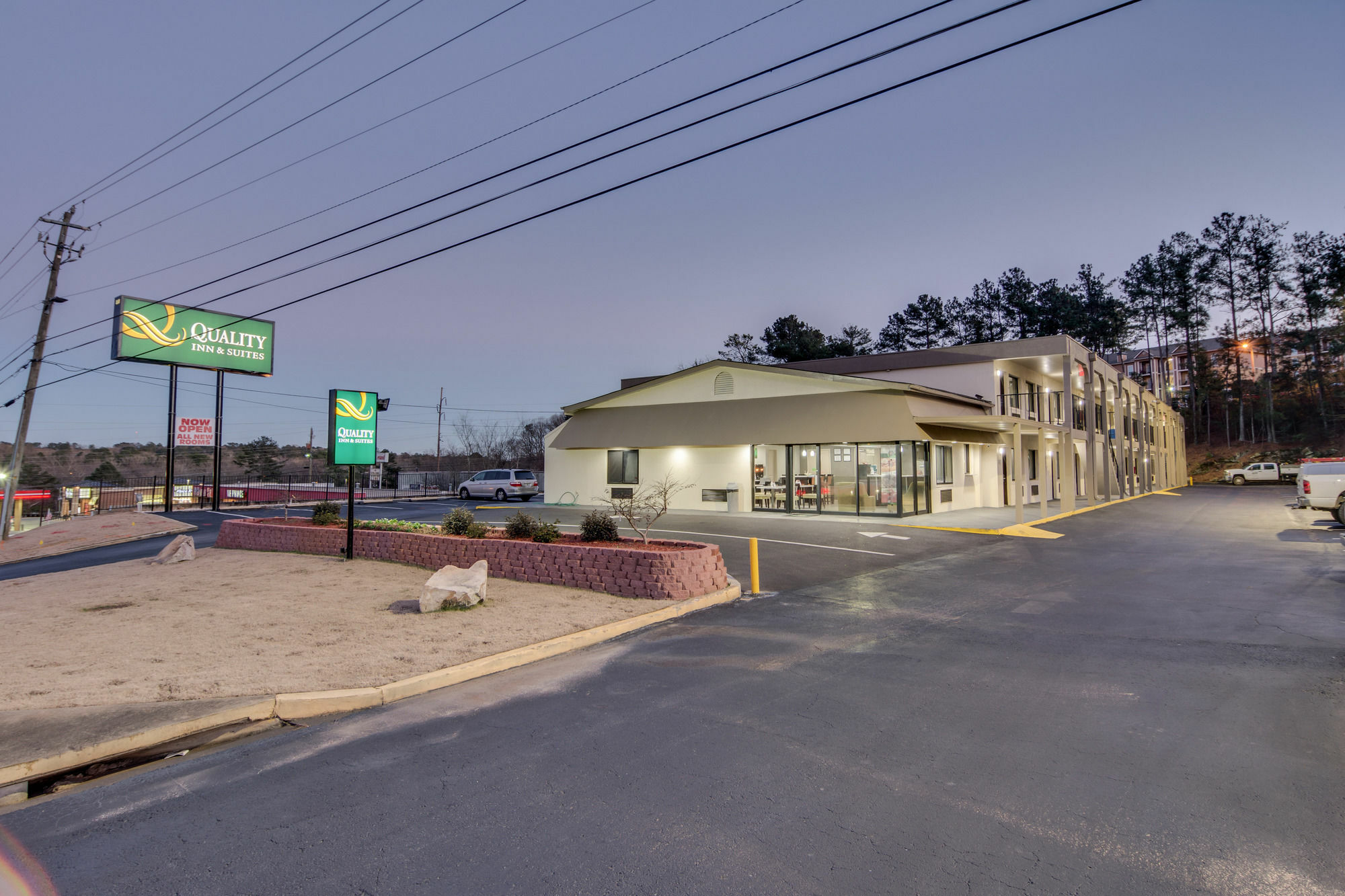 Quality Inn & Suites Athens University Area Exterior photo